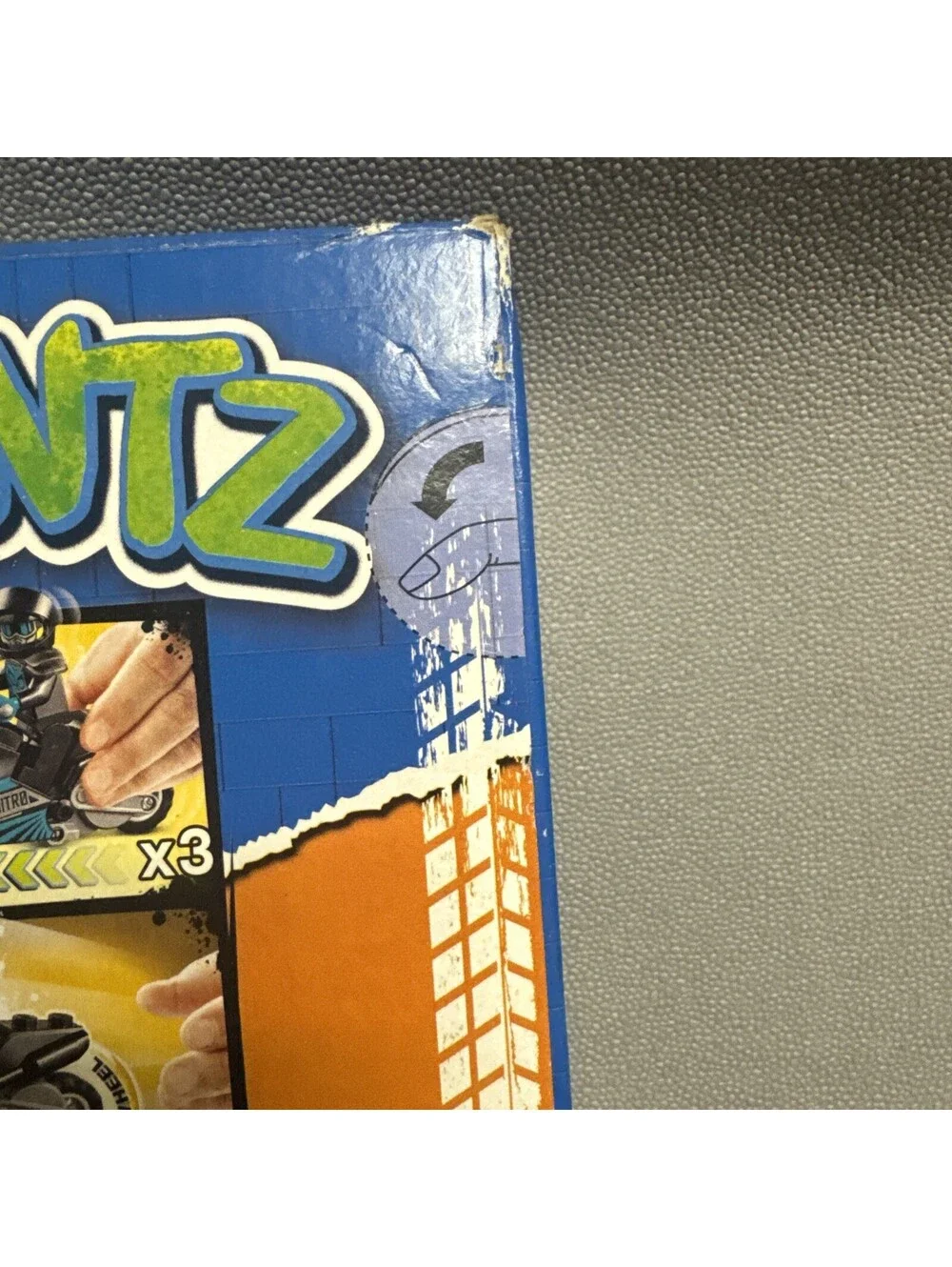 LEGO CITY: Stunt Show Truck (60294) Stuntz Flywheel New Sealed Damaged Box 420pc